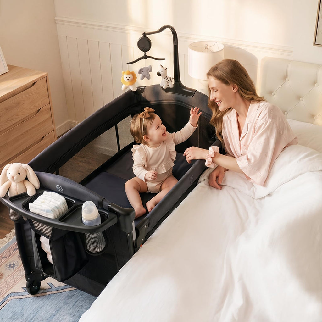 4 in 1 Baby Bassinet Bedside Crib D64090