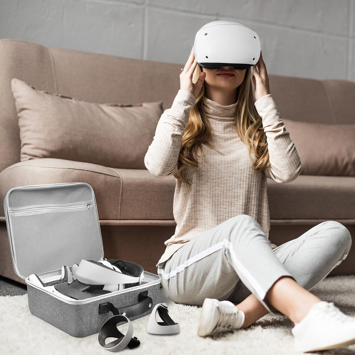 Grey Portable Hard Case for Gaming Headset and Touch Controllers K19927