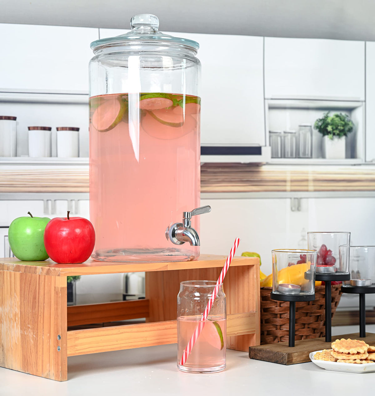 2 Gallon Glass Beverage Dispenser with Stainless Steel Spigot N318